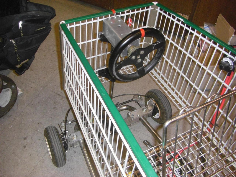 Illustration for article titled Electric Shopping Go-Kart Makes For Speedy, Stealthy Grocery-Getting